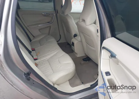 2013 Volvo Xc60 3.2 Platinum from USA, damaged, VIN YV4952DZ0D2415789